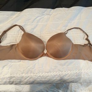 Victoria Secret 34D push-up bra